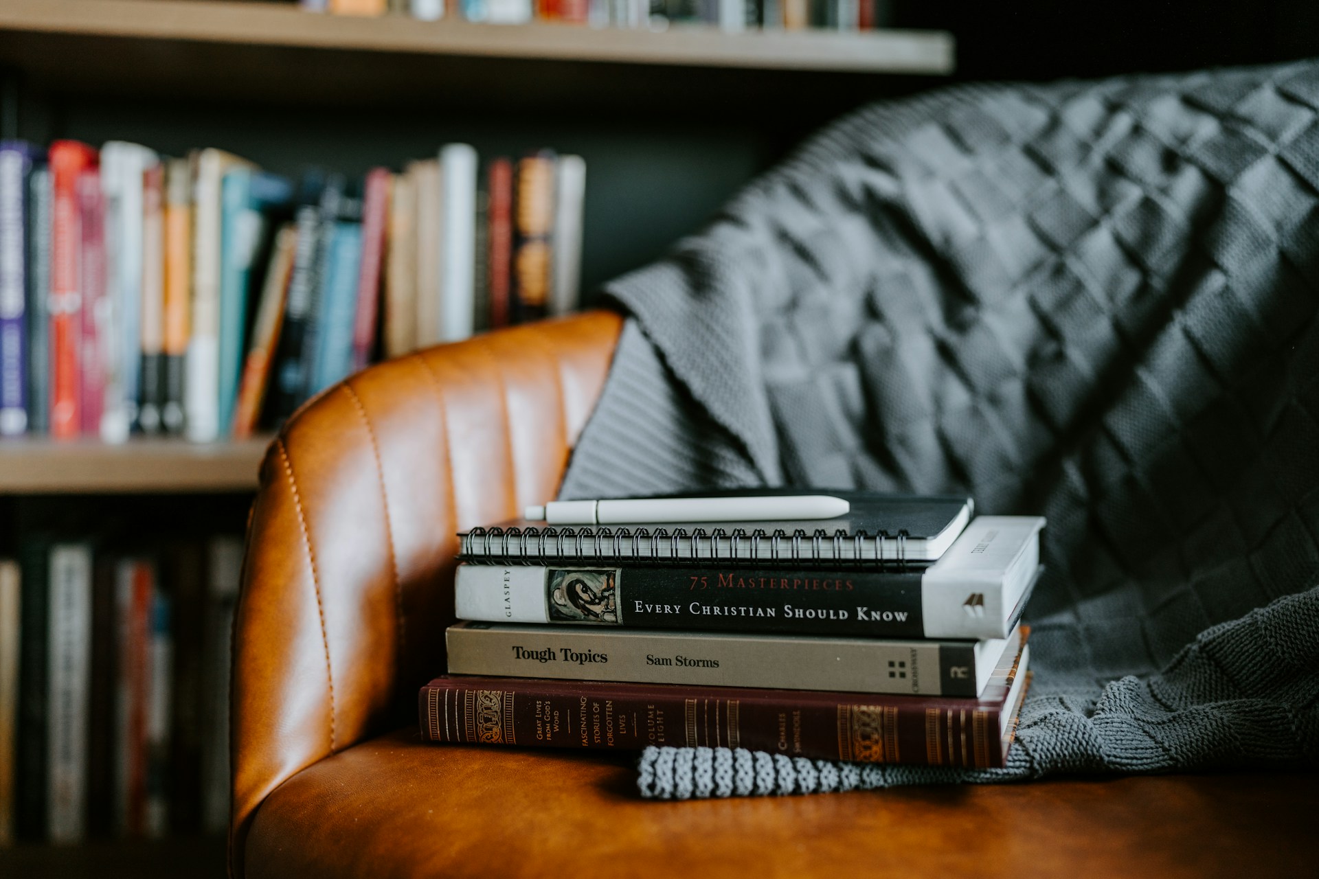 Informative Articles and Tutorials: The Power of Knowledge Sharing in Tech